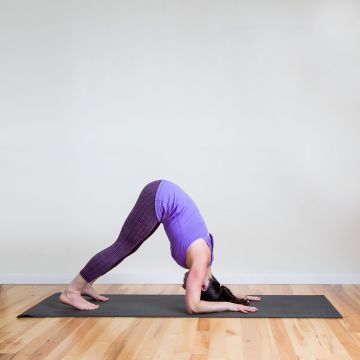 Ease a Throbbing Headache With These Soothing Yoga Poses